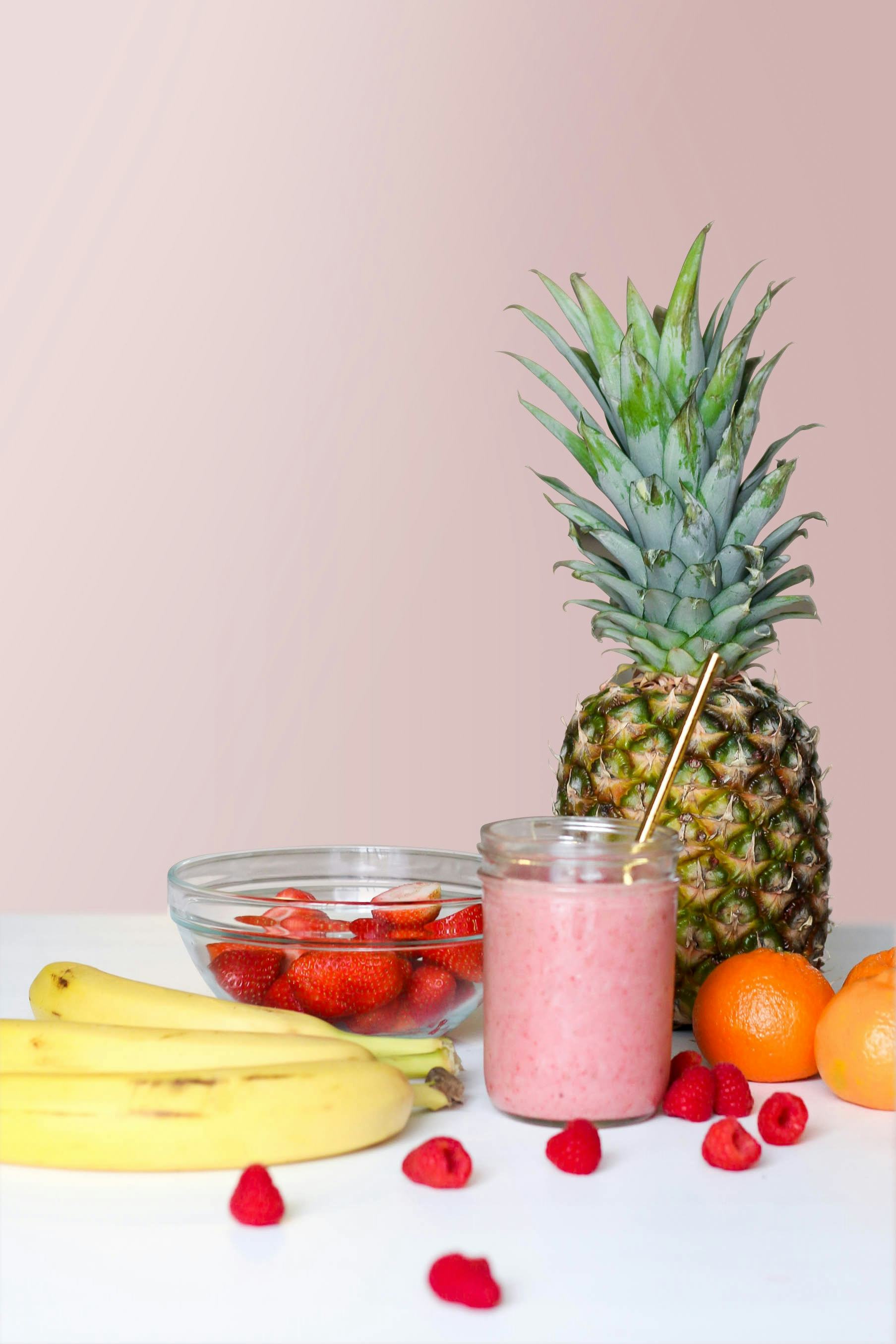 Smoothie and fruits. Photo by Element5 Digital. 